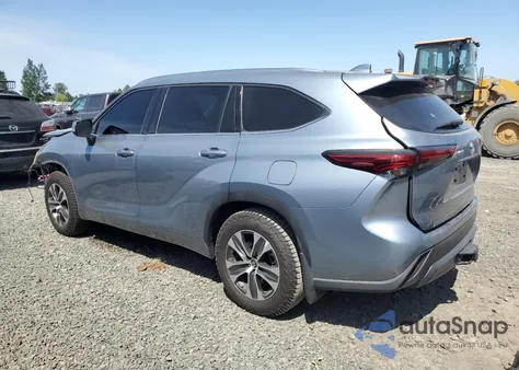 2021 Toyota Highlander Xle from USA, damaged, VIN 5TDHZRBH4MS115493